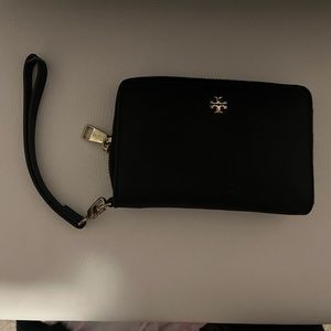 Black Tory Burch wallet